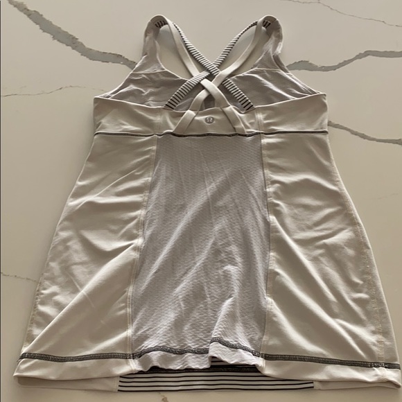 Lululemon Energy Tank white and black size 6 - Picture 3 of 5